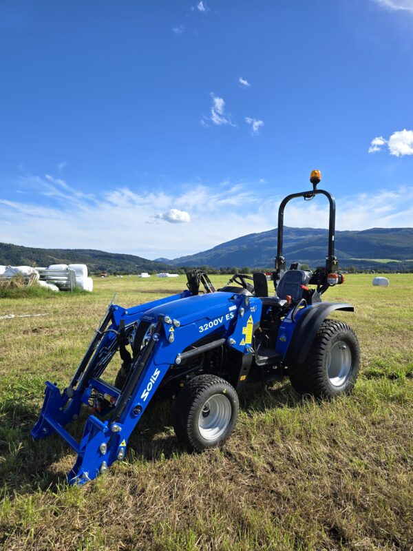 Solis 26 Sidespak 4WD åpen