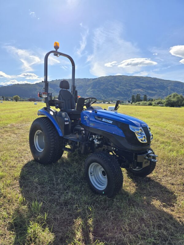 Solis 26 4WD åpen H-serie Hydrostatdrift - Bilde 3