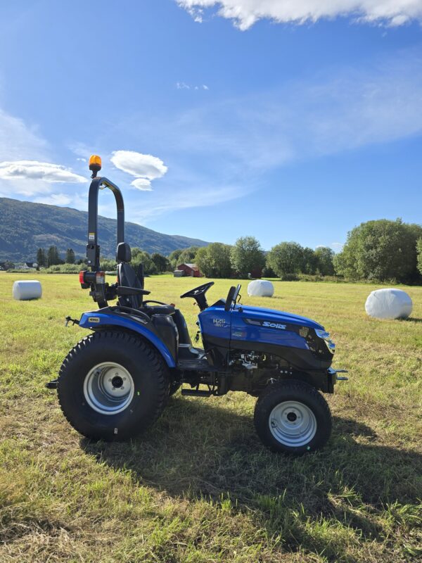 Solis 26 4WD åpen H-serie Hydrostatdrift - Bilde 4