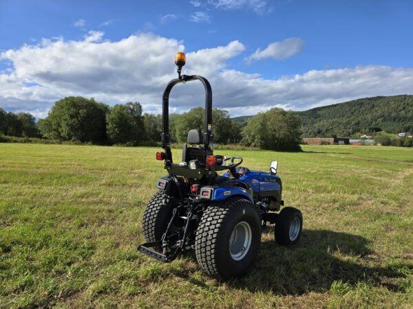 Solis 26 4WD åpen H-serie Hydrostatdrift - Bilde 3