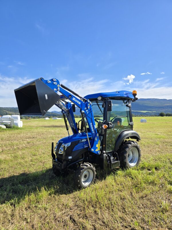 Solis 26 9+9 4WD Med Hytte