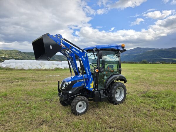 Solis 26 9+9 4WD Med Hytte