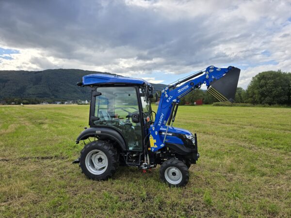 Solis 26 9+9 4WD Med Hytte - Bilde 3
